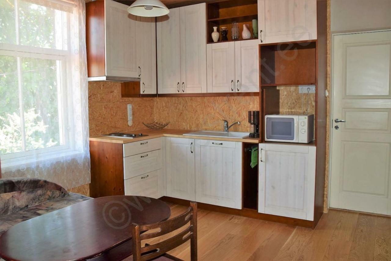 Private Apartment In The Centre Of Parnu/Pernau 外观 照片