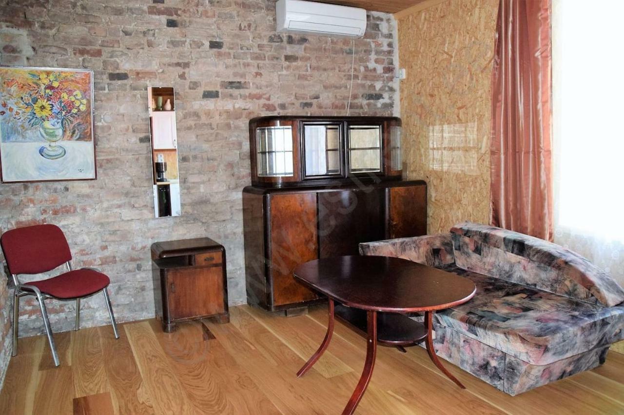 Private Apartment In The Centre Of Parnu/Pernau 外观 照片